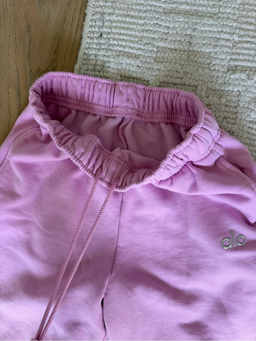 Alo yoga Accolade Straight Leg Pink Sweat pants